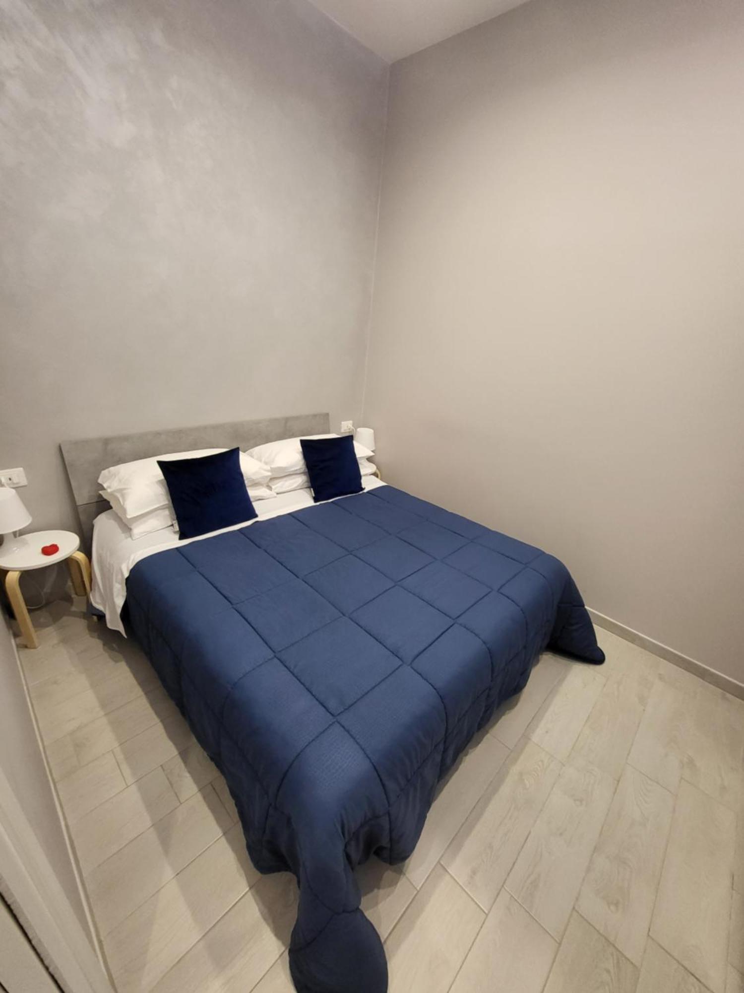 Casa Vacanze Manthy Posizione Centrale Bari Exterior photo